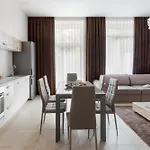 Arcadia Villa *
